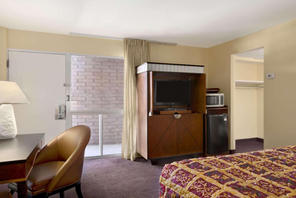 SureStay by BestWestern Chambers Petrified Forest
