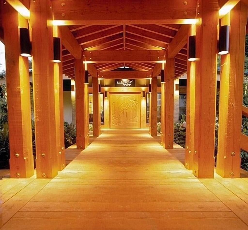 hotel-thumb