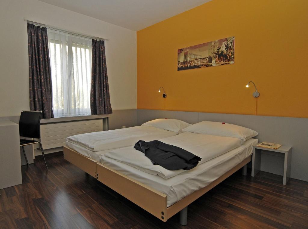 Alexander Guesthouse