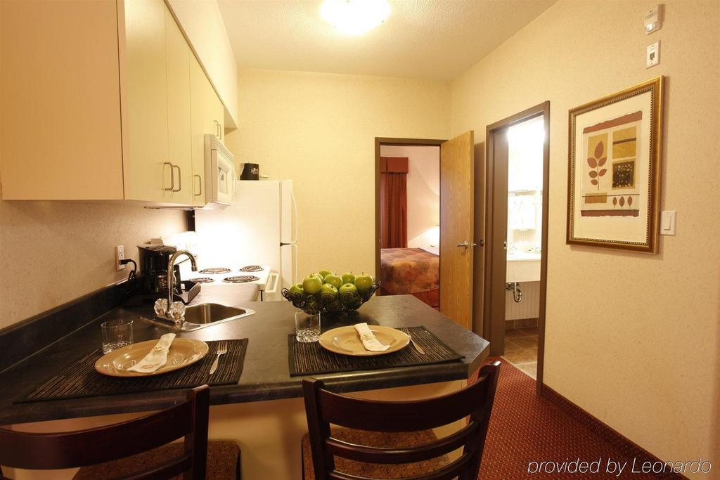 Pomeroy Inn and Suites Fort St John