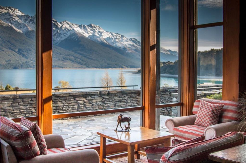 Blanket Bay Lodge