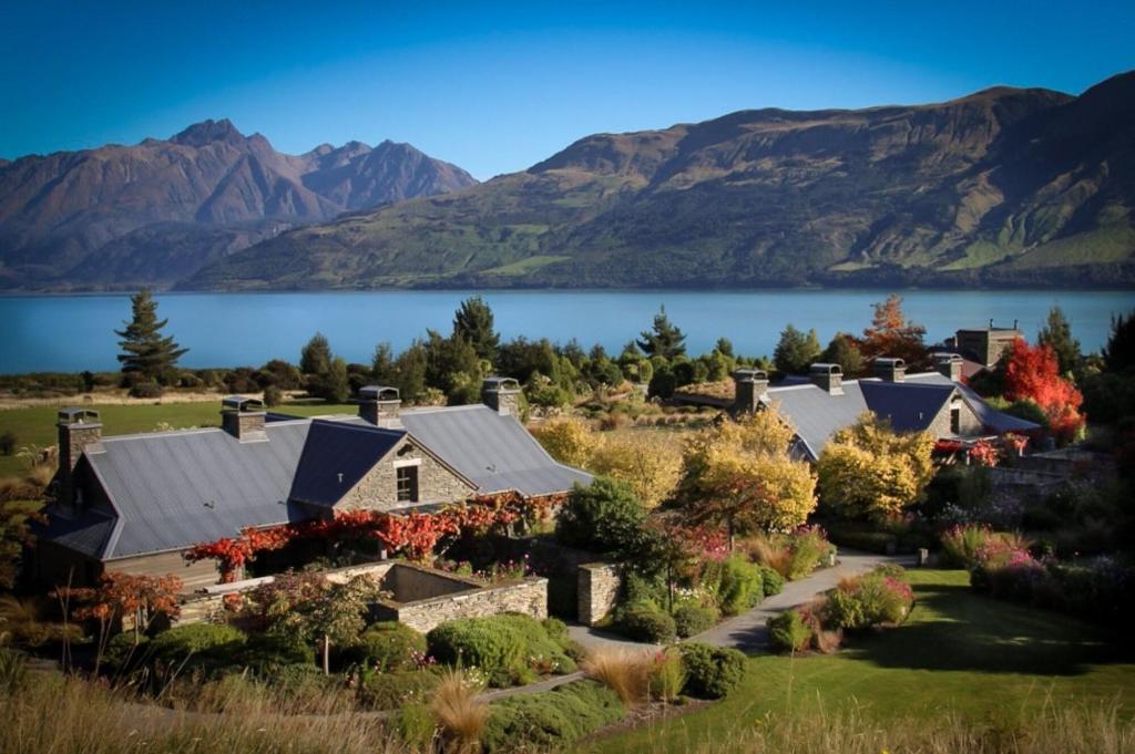 Blanket Bay Lodge