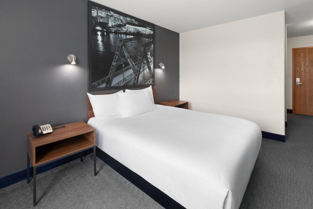 hotel-thumb