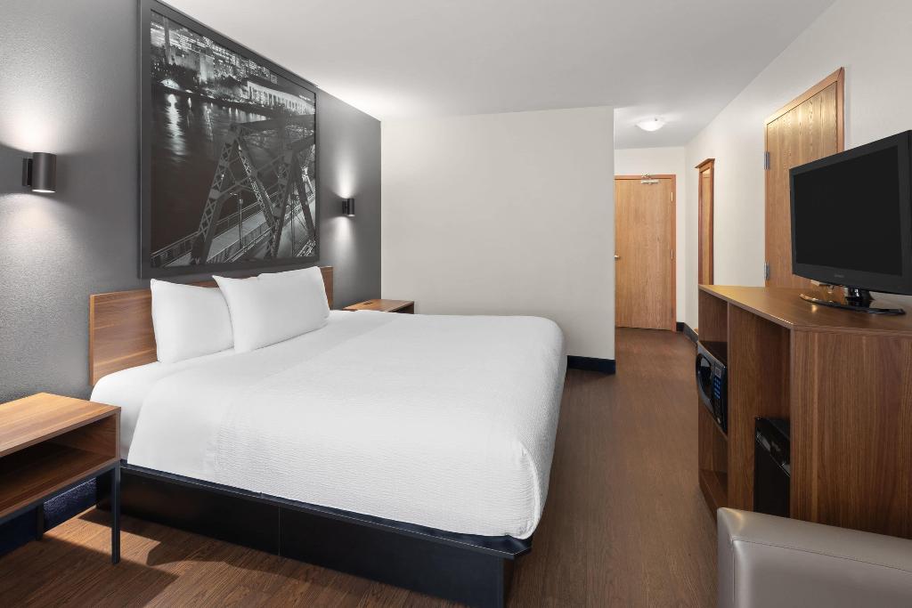 hotel-thumb