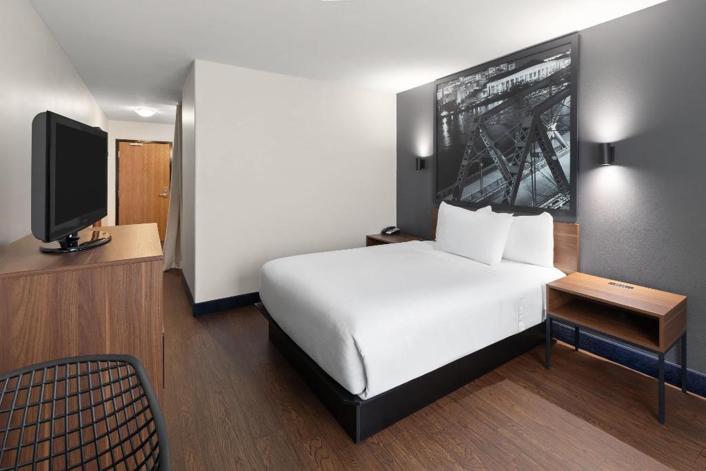 hotel-thumb