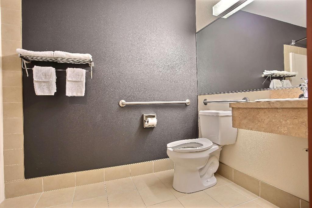 hotel-thumb