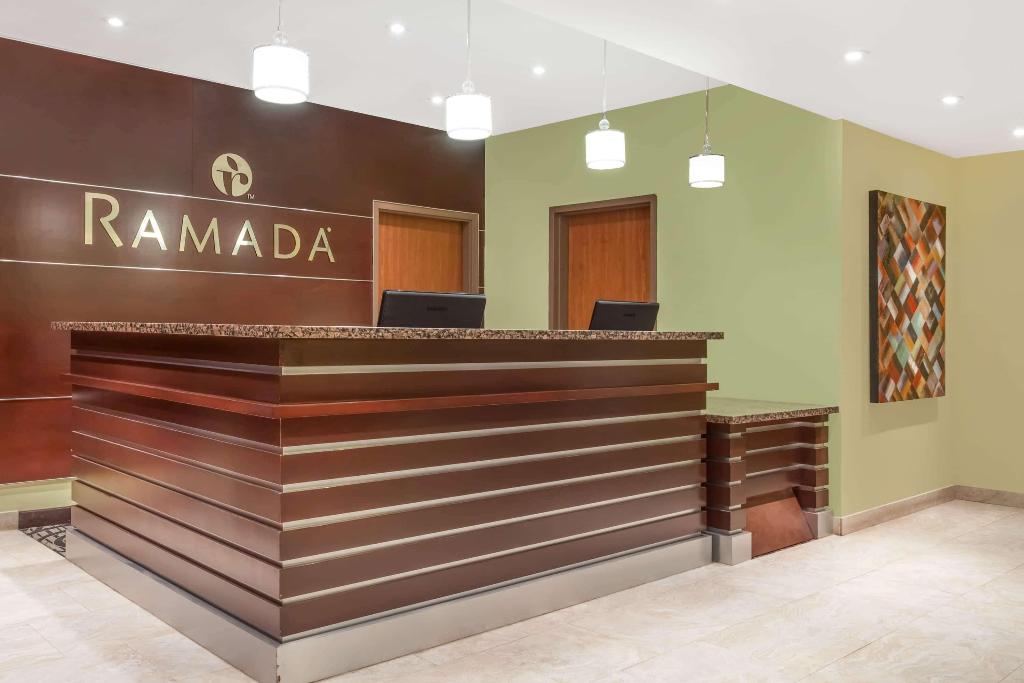 Ramada By Wyndham Carlyle