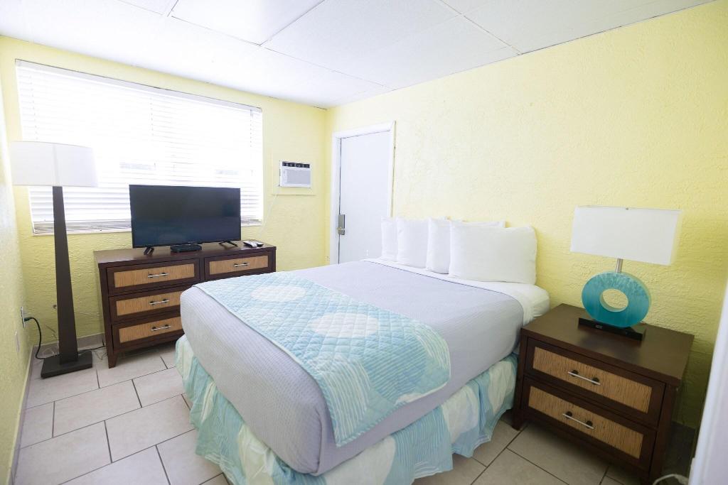 Looe Key Reef Resort and Dive Center