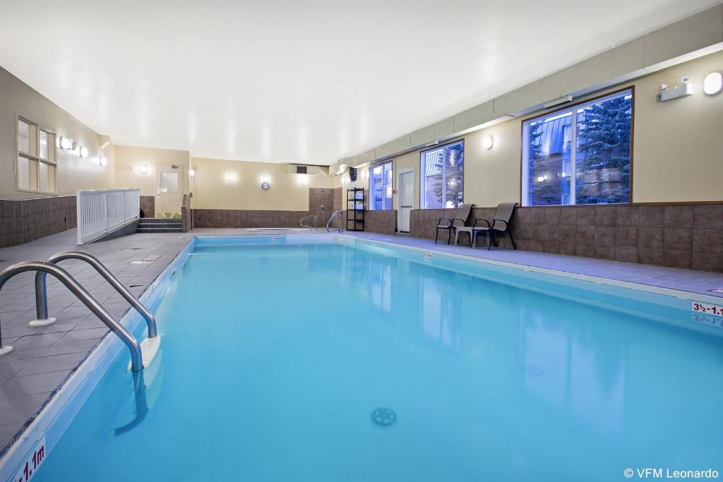 Holiday Inn Express Hotel And Suites Prince Albert