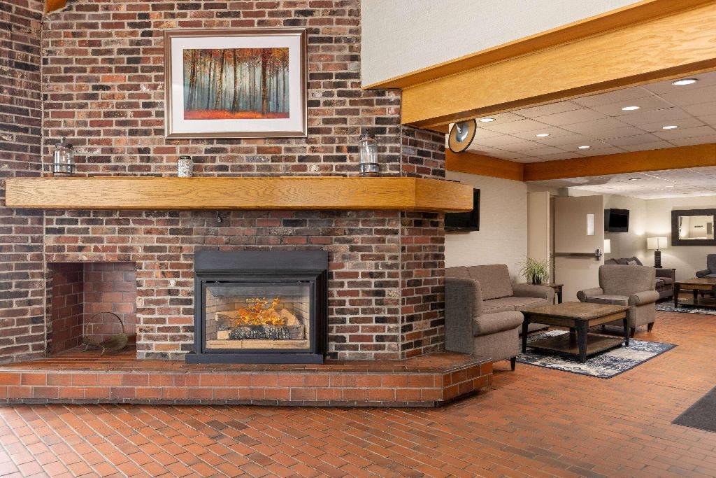 Travelodge By Wyndham Thunder Bay