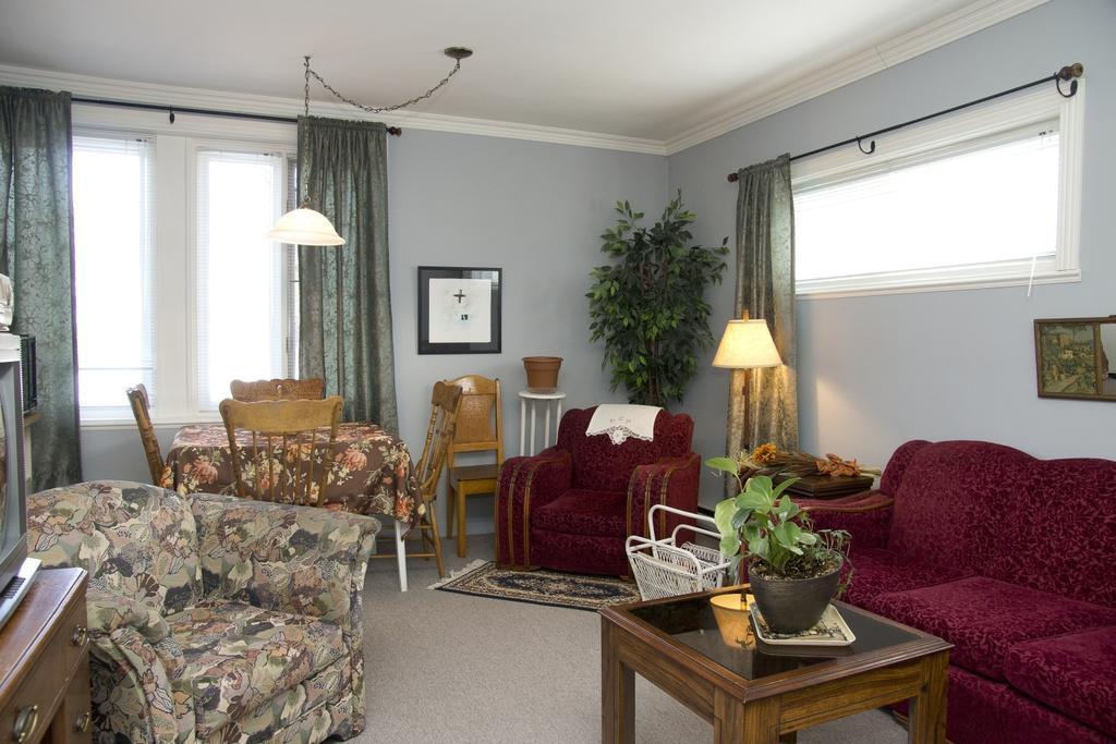 La Maison Du Seminaire en Chicoutimi area | BestDay.com