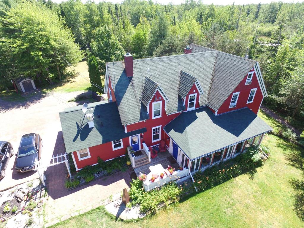 Little Shemouge Country Inn