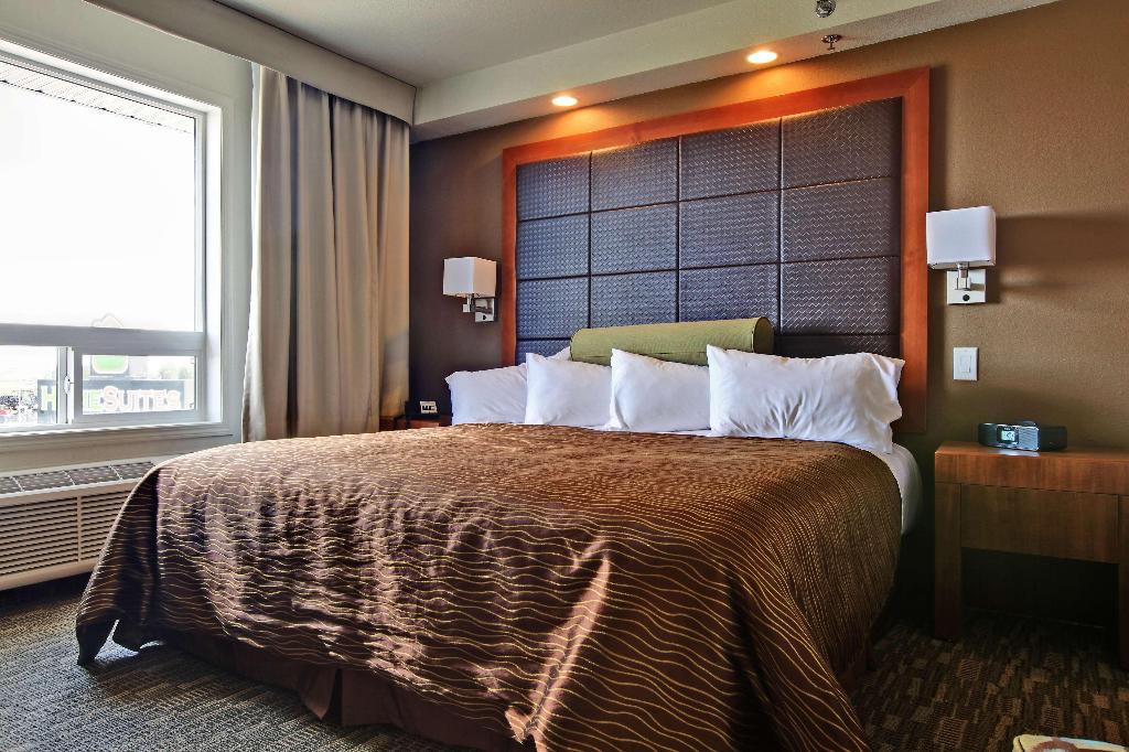 Homesuites Regina East by d3h