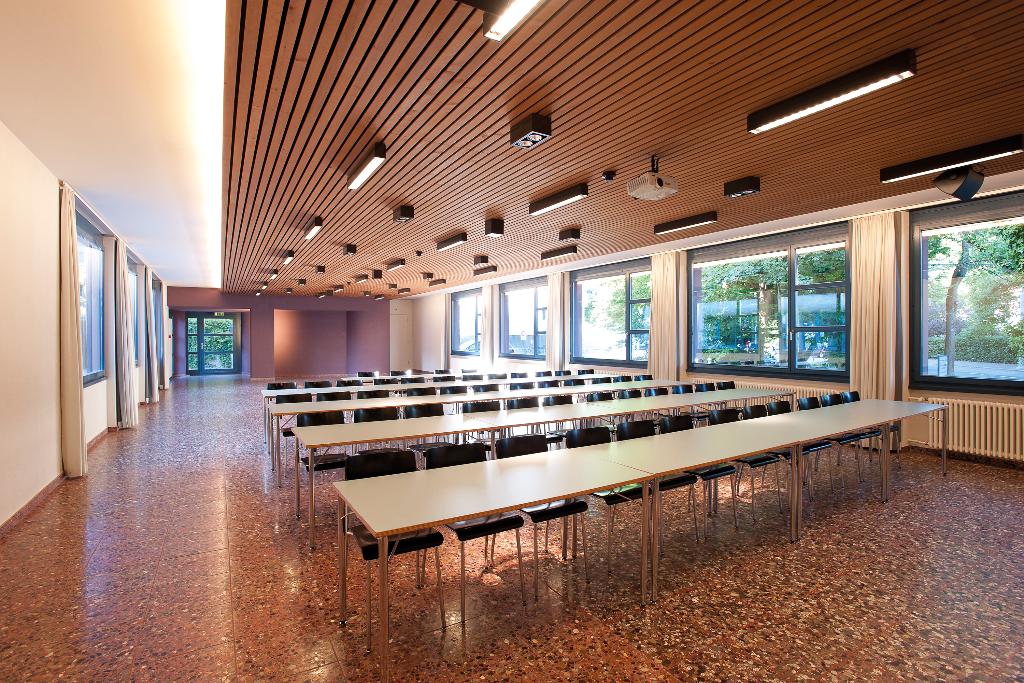 Hotel Zurich Youth Hostel, Schweiz, Zürich. Großes 29