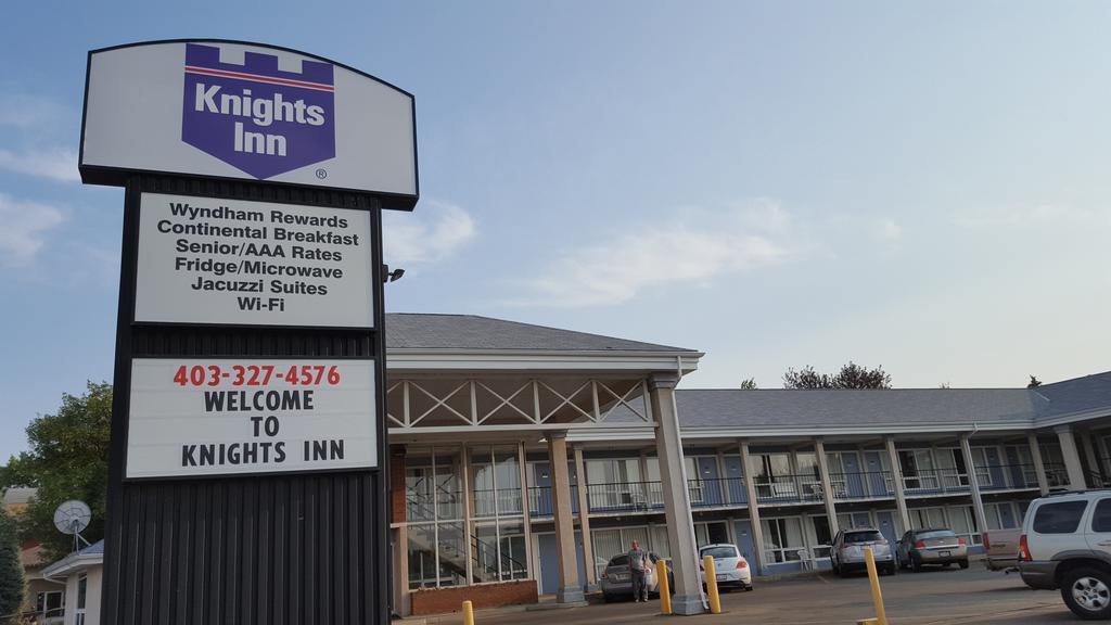 Knights Inn Lethbridge