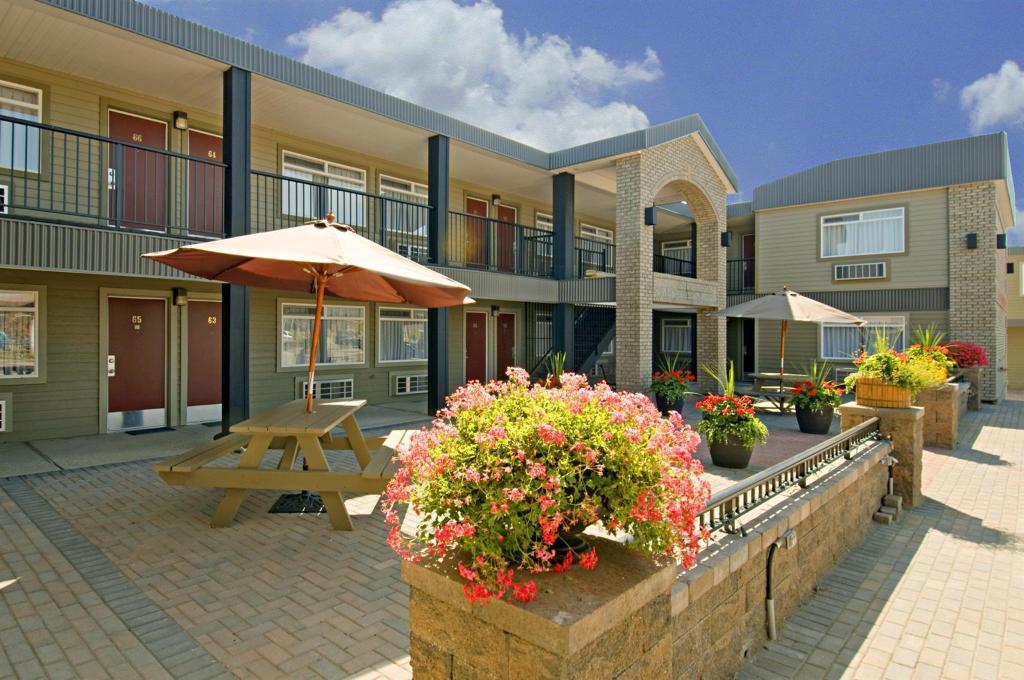 Canadas Best Value Inn Prince George