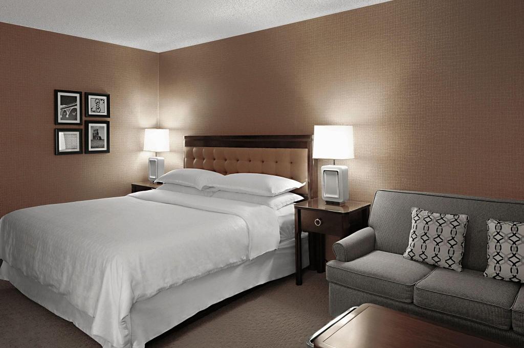 Sheraton Cavalier Saskatoon Hotel