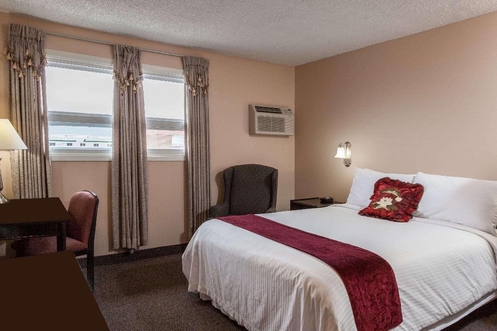 Days Inn By Wyndham Fredericton