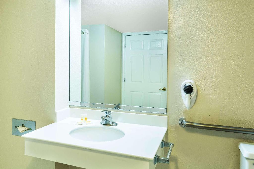 Econo Lodge Richmond-North Chesterfield