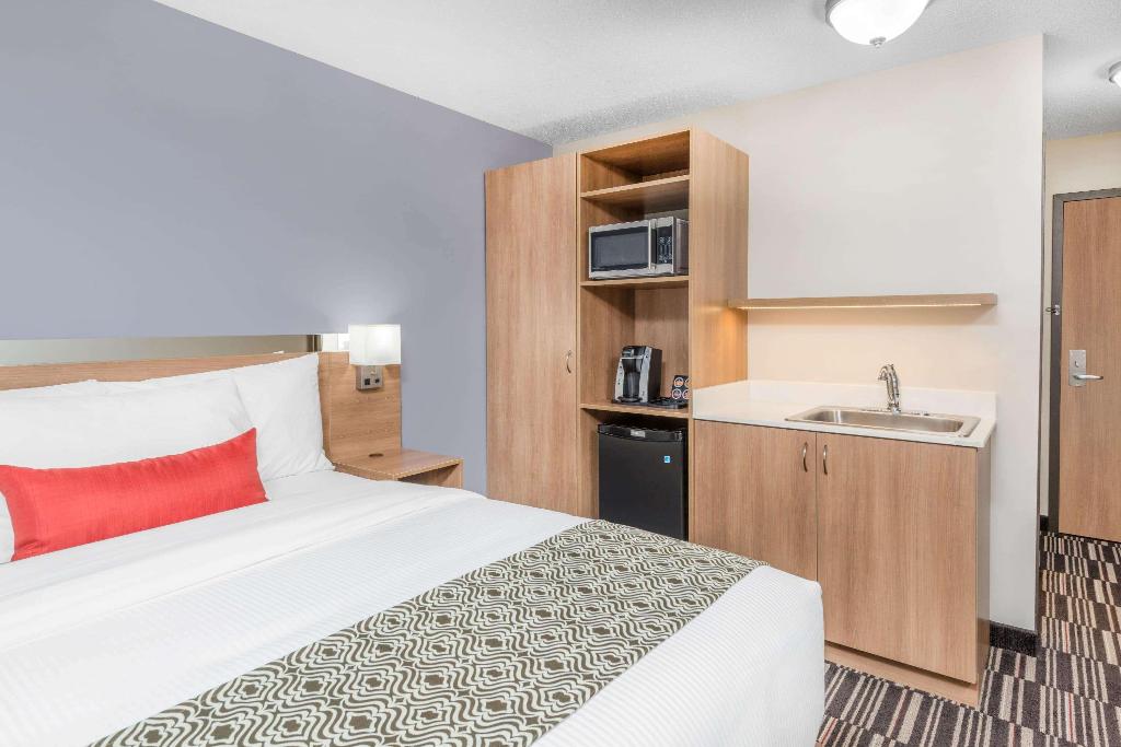 Microtel Inn & Suites By Wyndham Sudbury