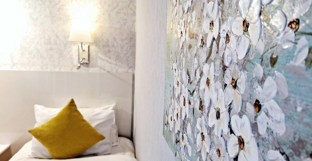Iliani Hotel   