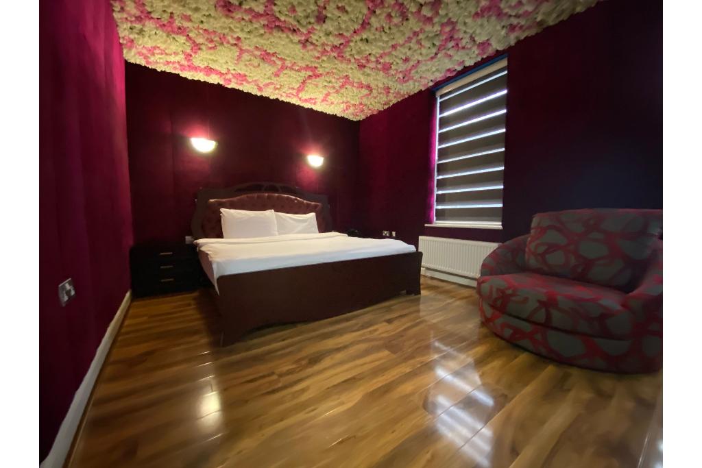 Baylis House Hotel