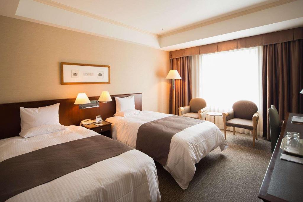 REMBRANDT HOTEL EBINA