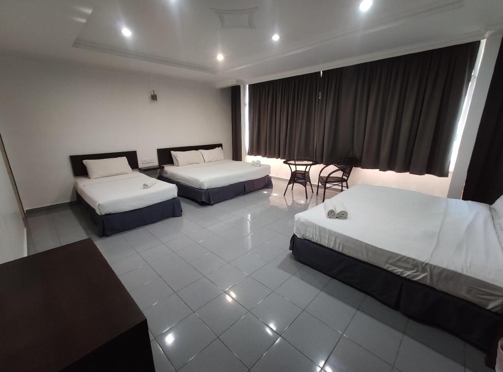 T Hotel Tandop