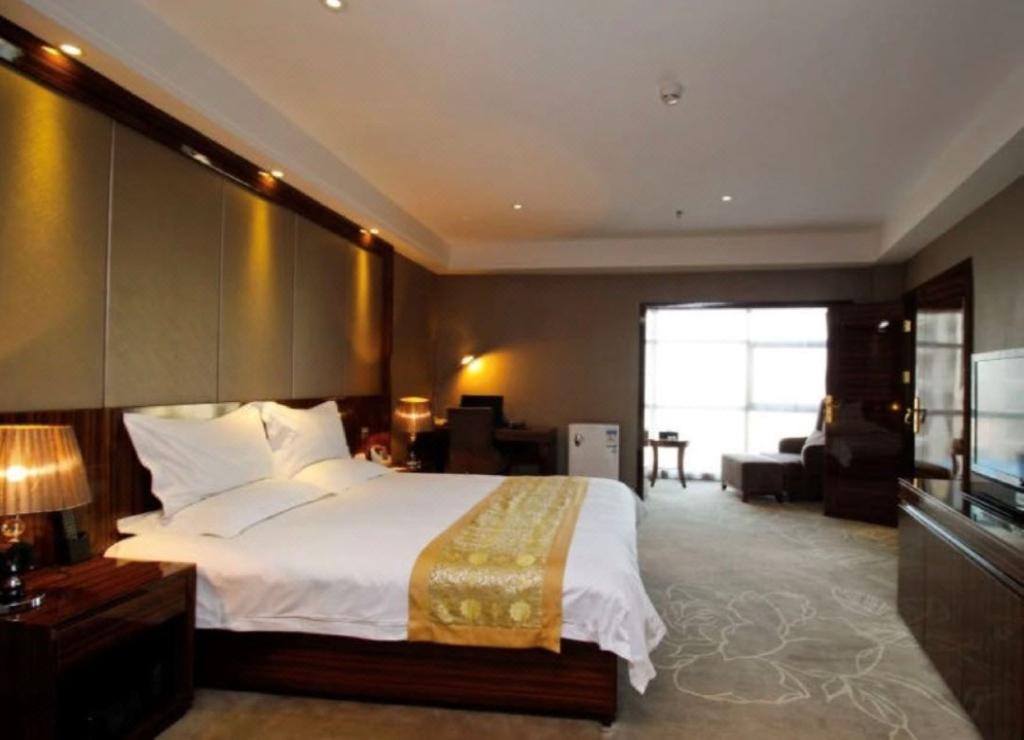 GreenTree Eastern Huainan Guangchang Road Hotel