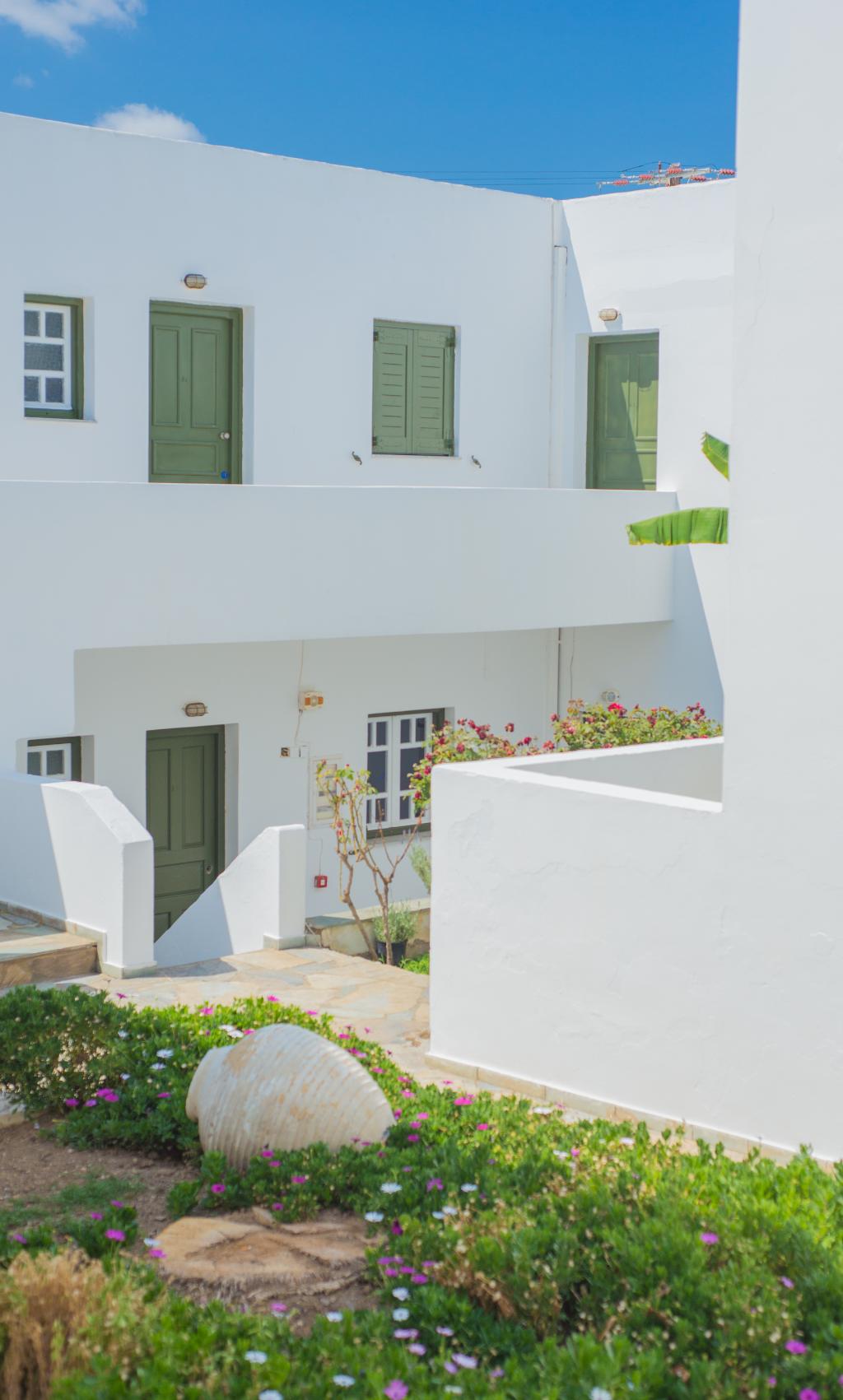 Ostria Hotel and Apartments