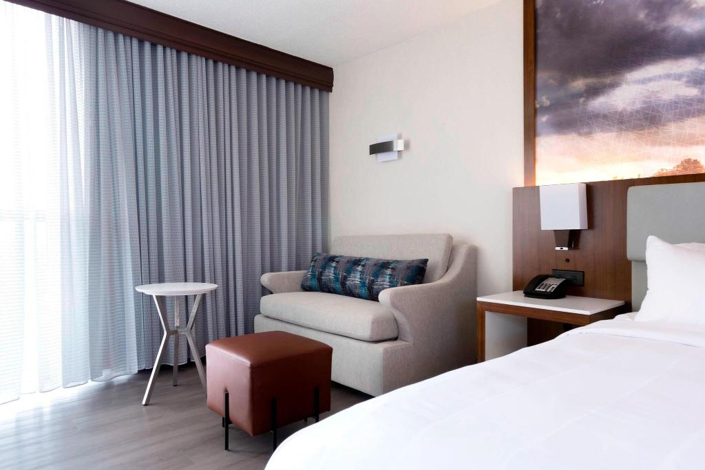Greensboro High Point Marriott Airport
