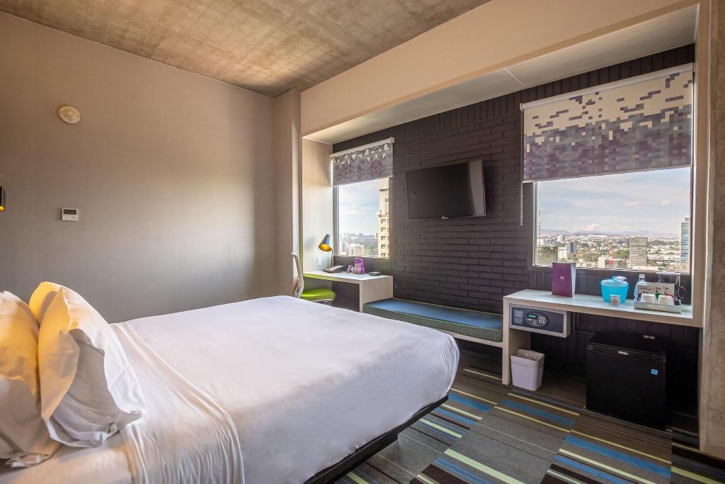 Hotel Guadalajara Country Club By Hnf