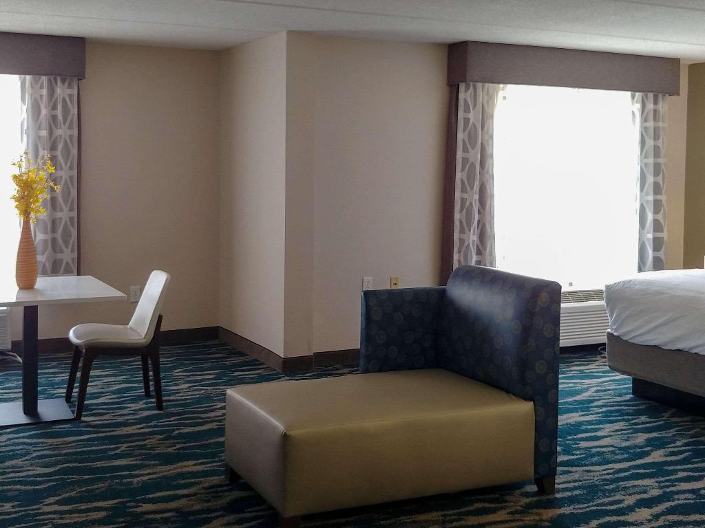 Comfort Inn & Suites Greenville