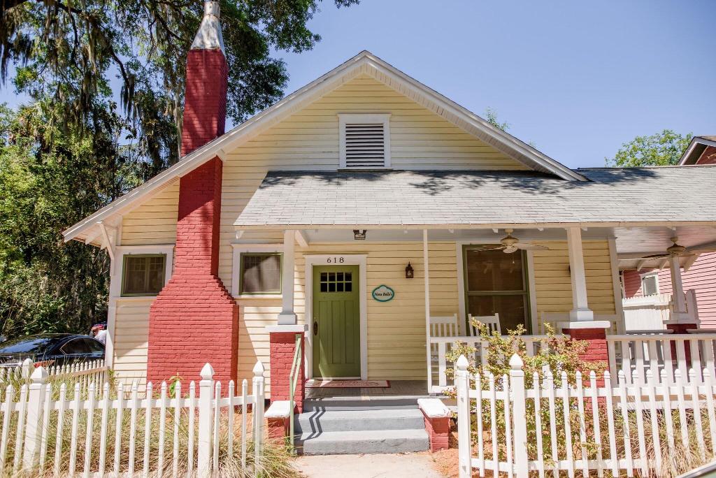 Sweetwater Branch Inn Bed and Breakfast