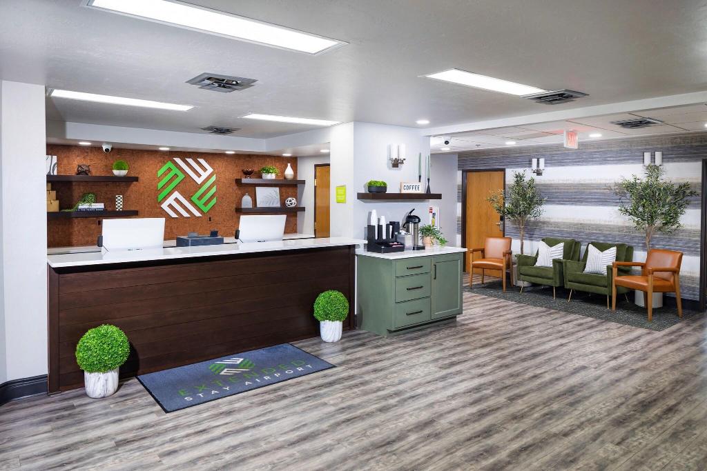 Extended Stay Airport