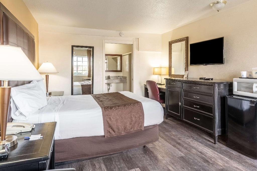 Americas Best Value Inn & Suites Flagstaff