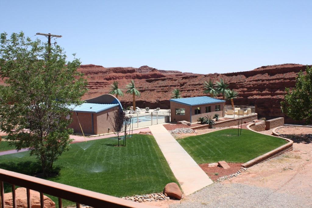 Hat Rock Inn