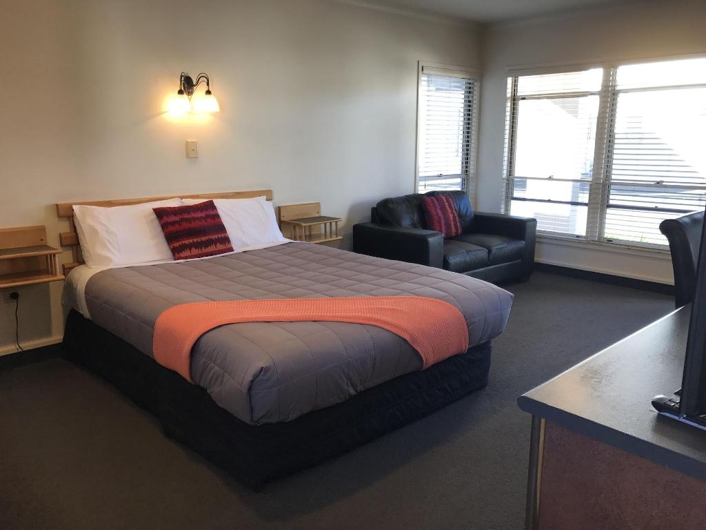 Pacific Harbour Motor Inn Lodge