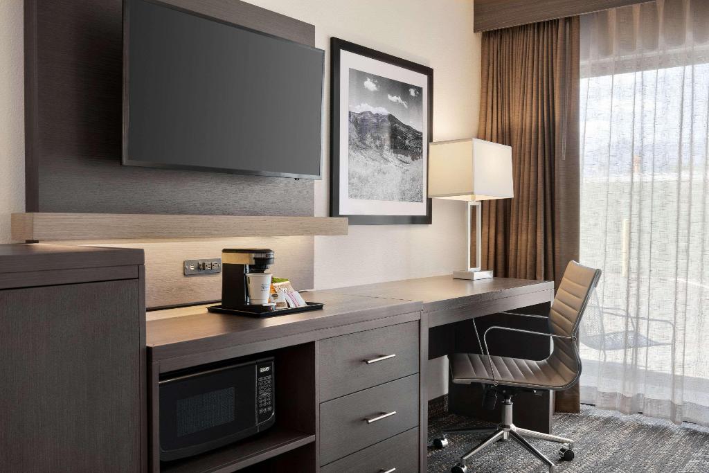 Days Hotel by Wyndham Flagstaff