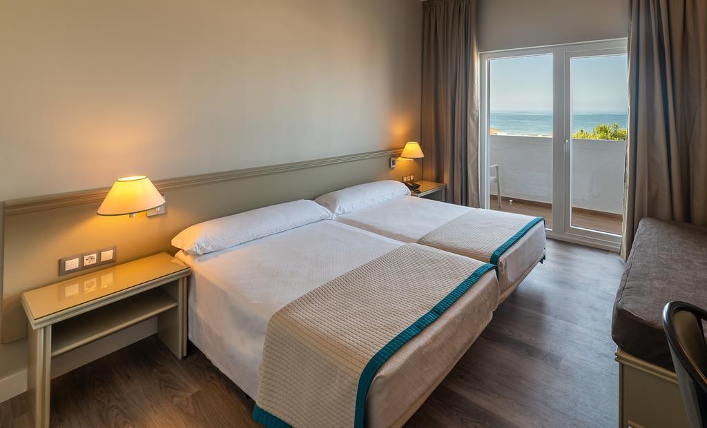 Hotel Pato Rojo