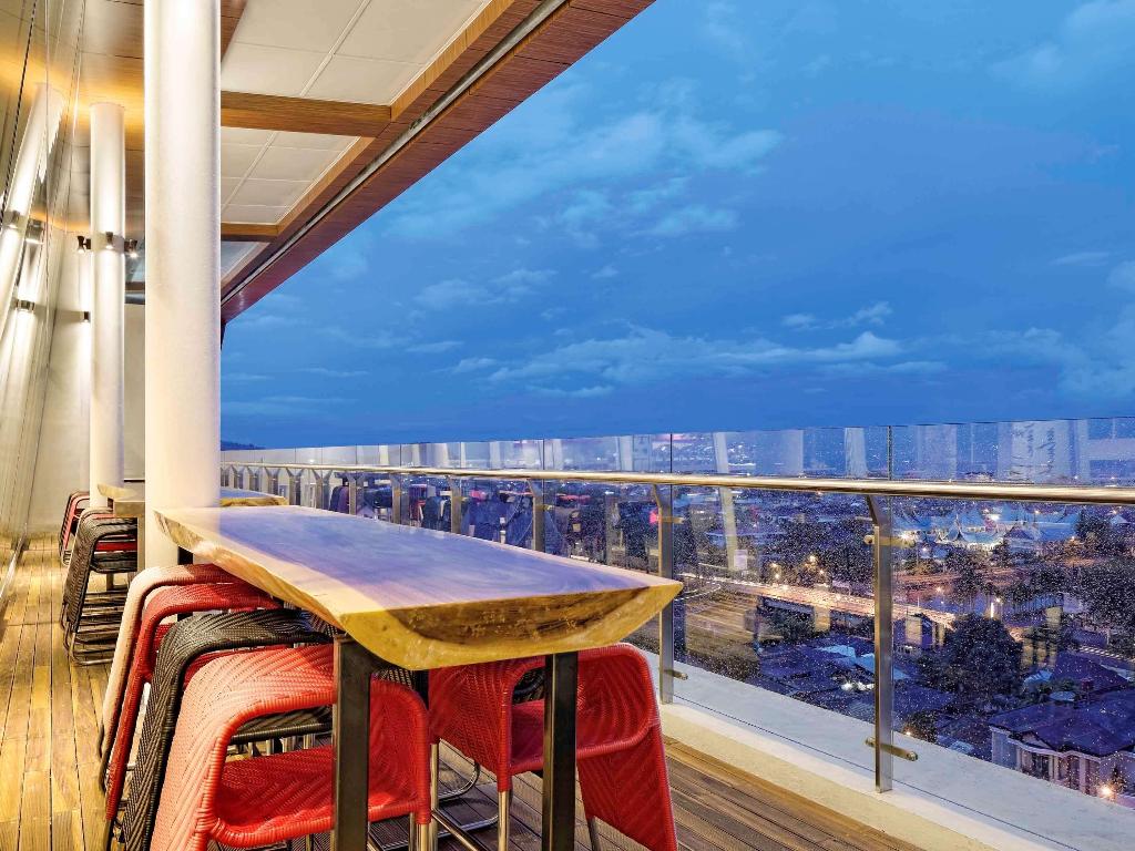 ibis Padang