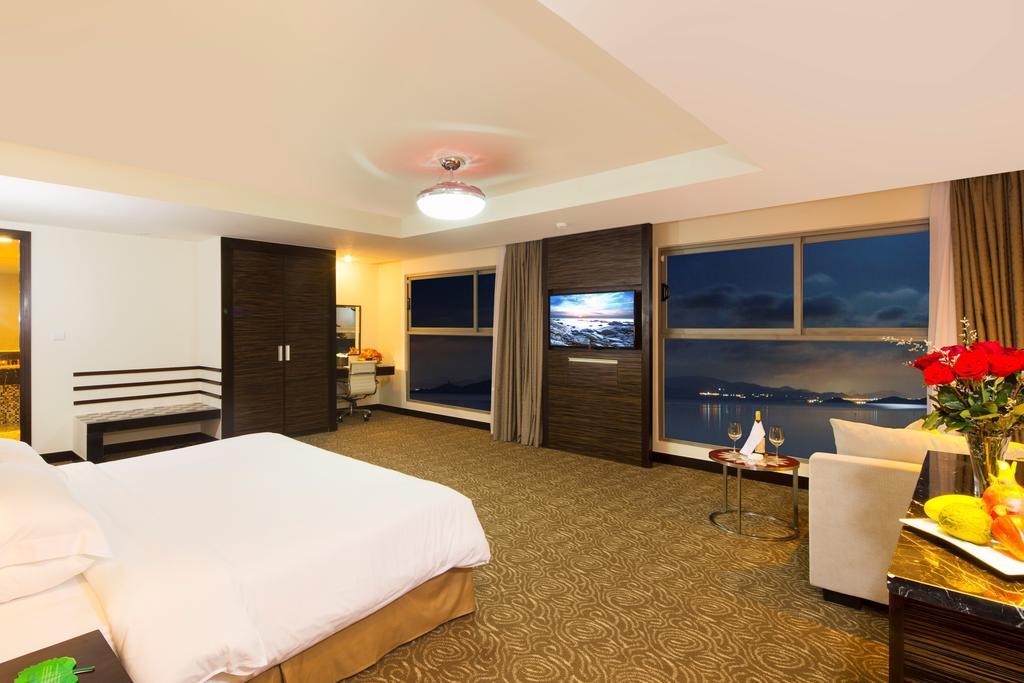hotel-thumb