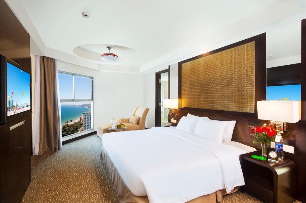 hotel-thumb