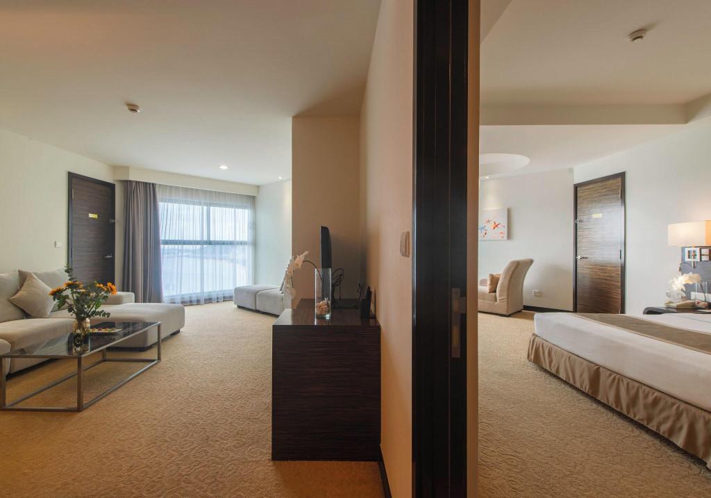 hotel-thumb