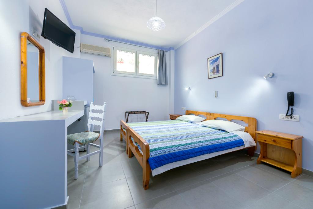 Akis Hotel