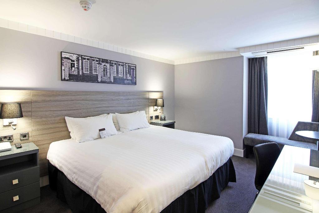 Doubletree by Hilton Bristol