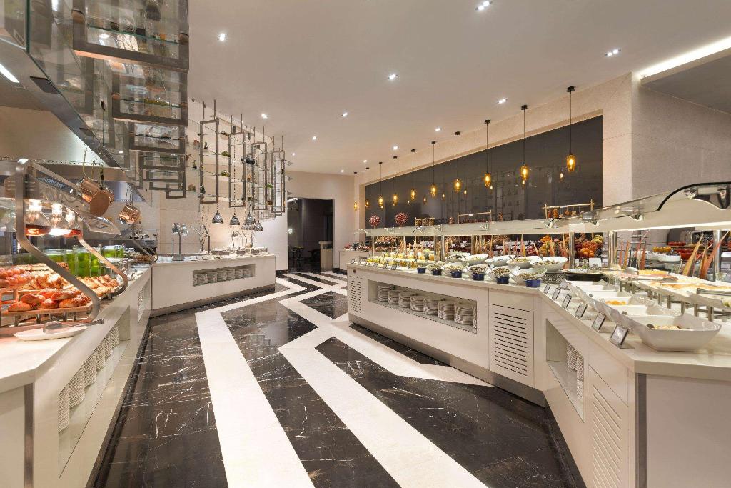 Hotel Wyndham Grand Istanbul Levent, Türkei, Istanbul. Großes 33