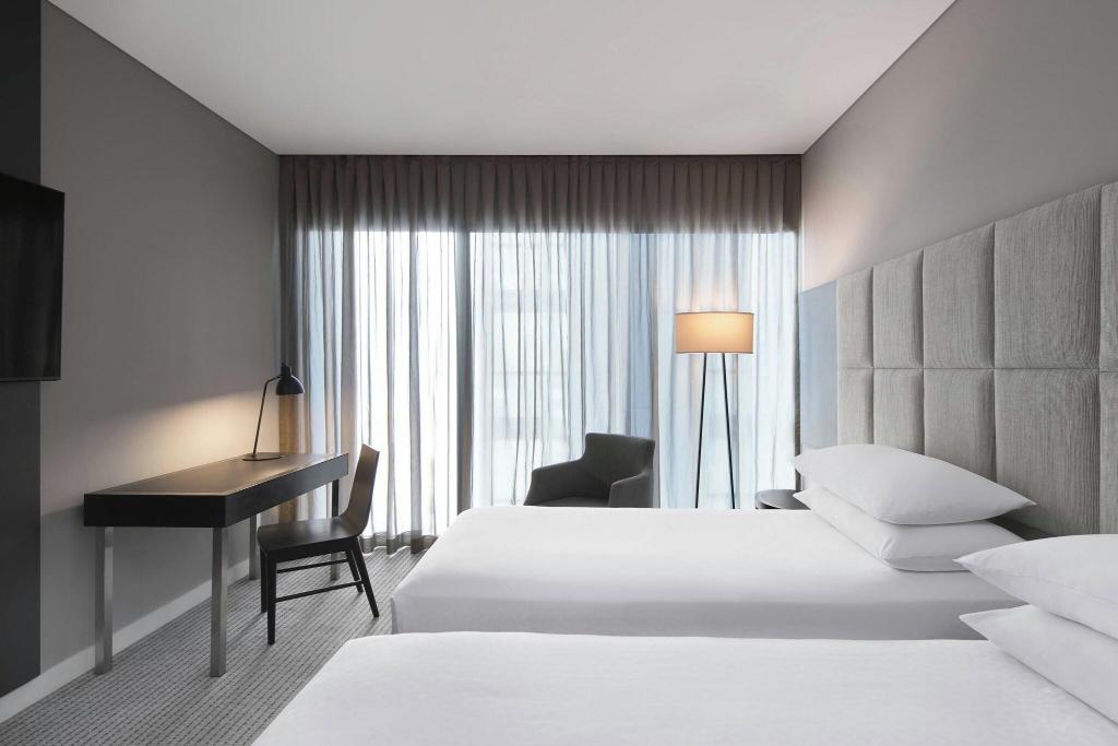 hotel-thumb