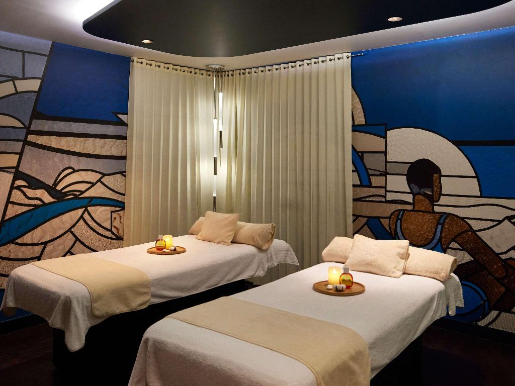 Imagem da galeria de Hôtel Molitor Paris - Mgallery