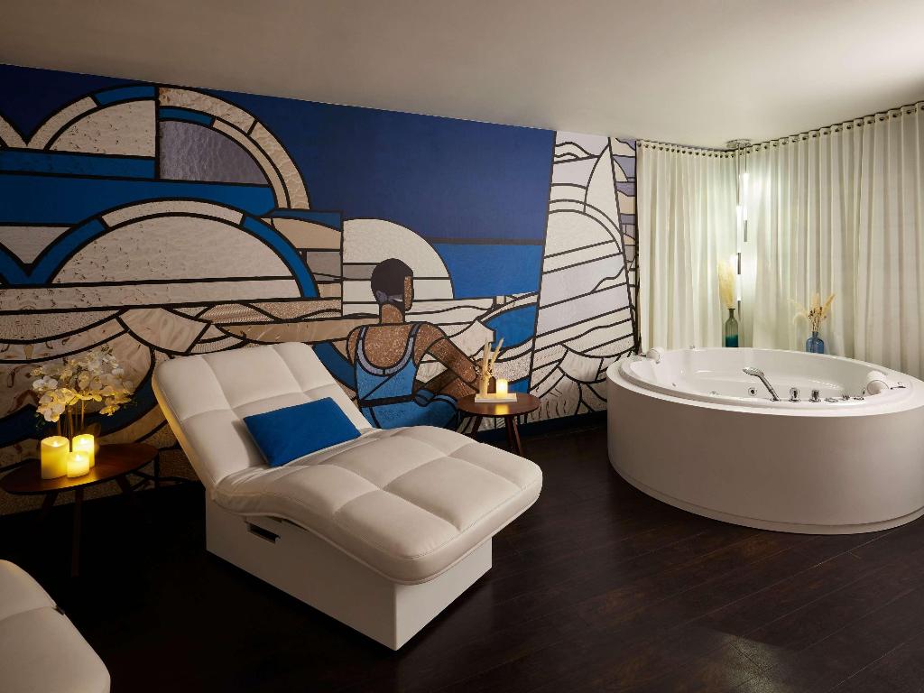 Imagem da galeria de Hôtel Molitor Paris - Mgallery